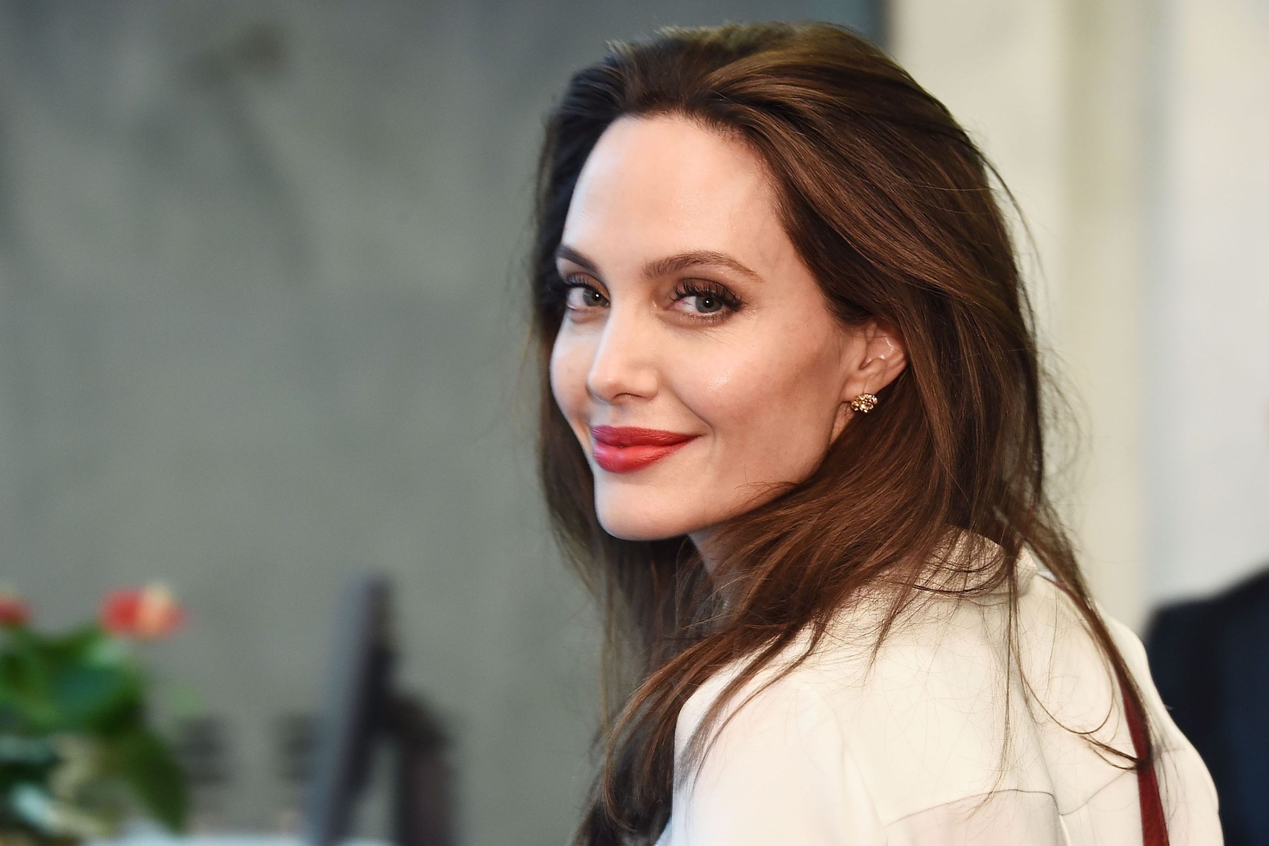 Jolie