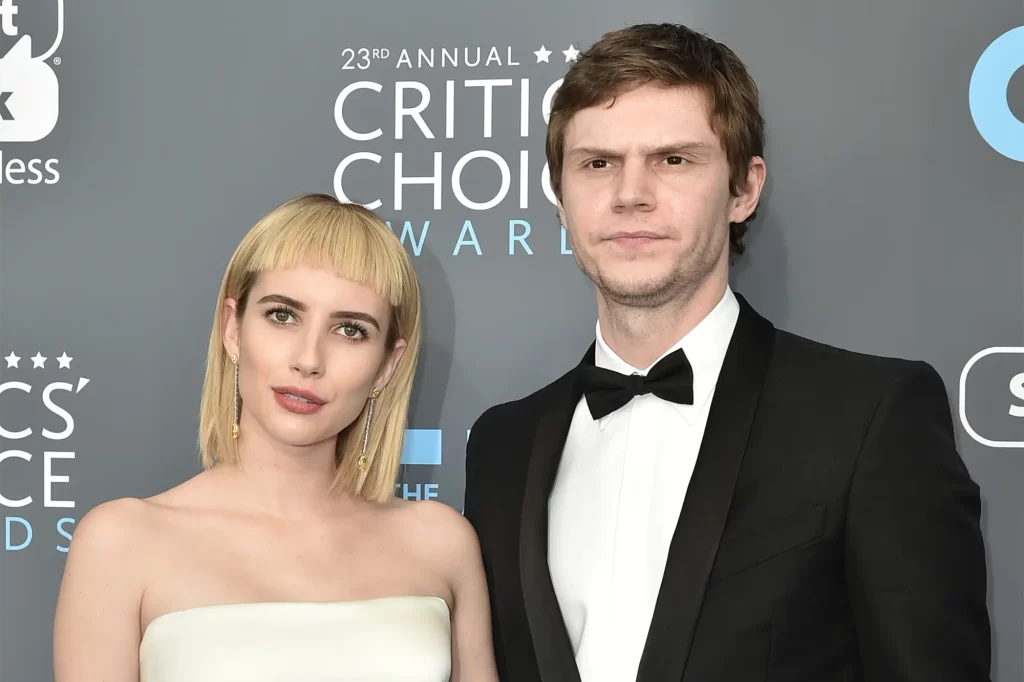 emma-roberts-evan-peters