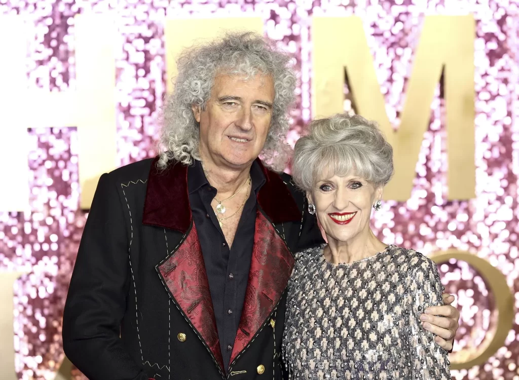 is anita dobson married to brian may