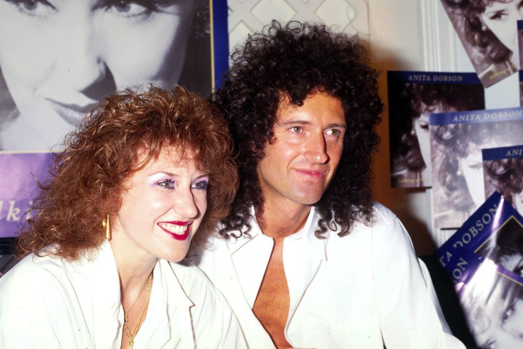 is anita dobson married to brian may