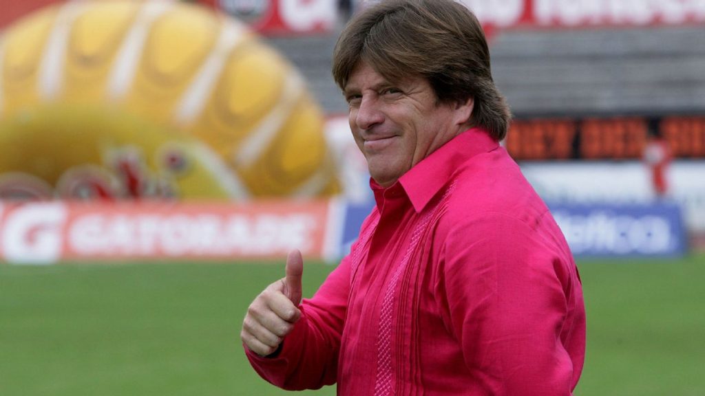 Why Was El Piojo Fired?