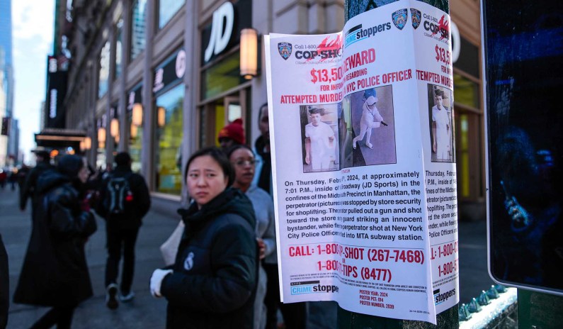 Fifteen-Year-Old Migrant Arrested for Shooting at Police Officers, Tourists in Times Square