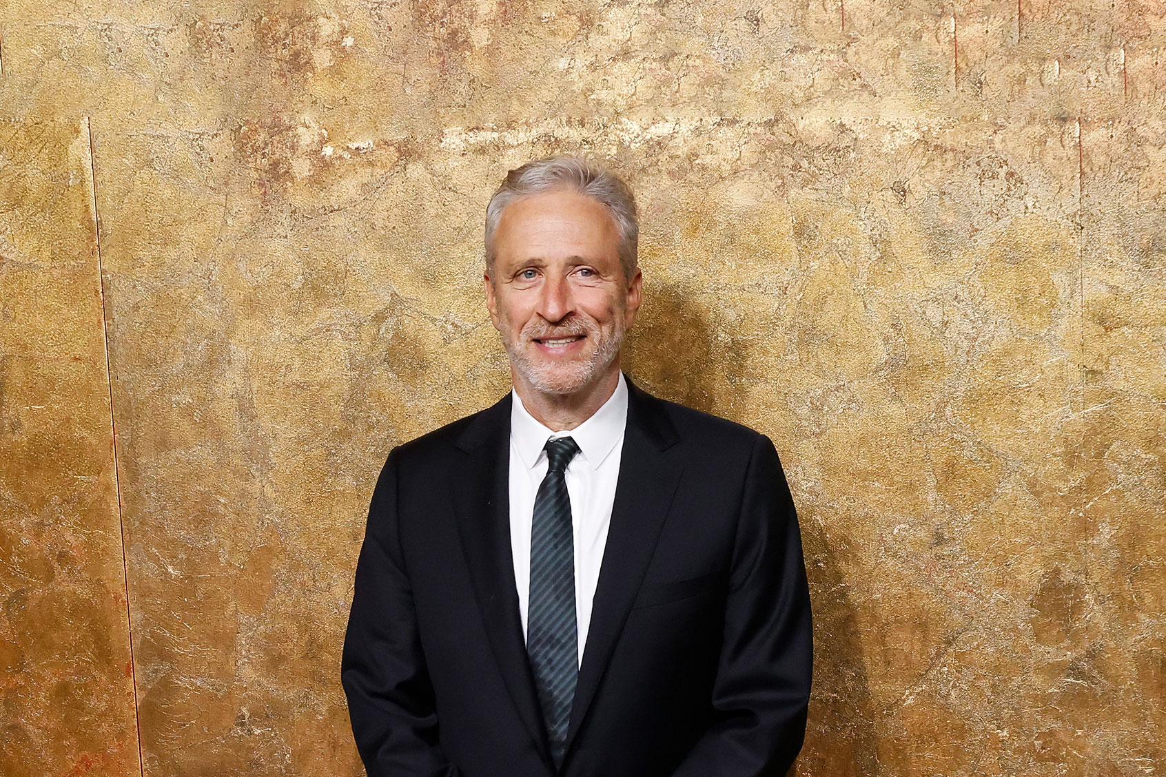 “Objectively old”: Jon Stewart returns to “The Daily Show” and doesn’t spare Joe Biden