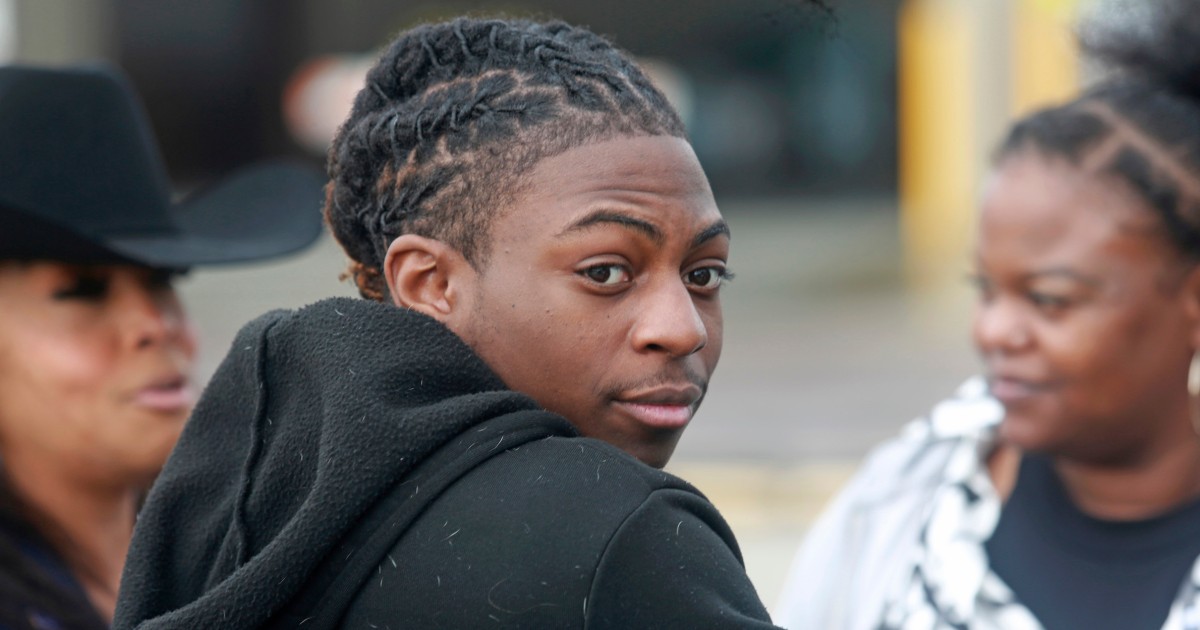Hope for Gaza deal and Texas teen dreadlock trial: Morning Rundown