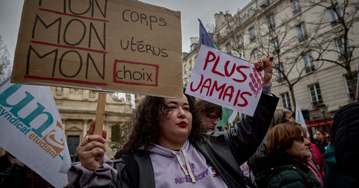 French Senate Approves A Bill To Make Abortion A Constitutional Right