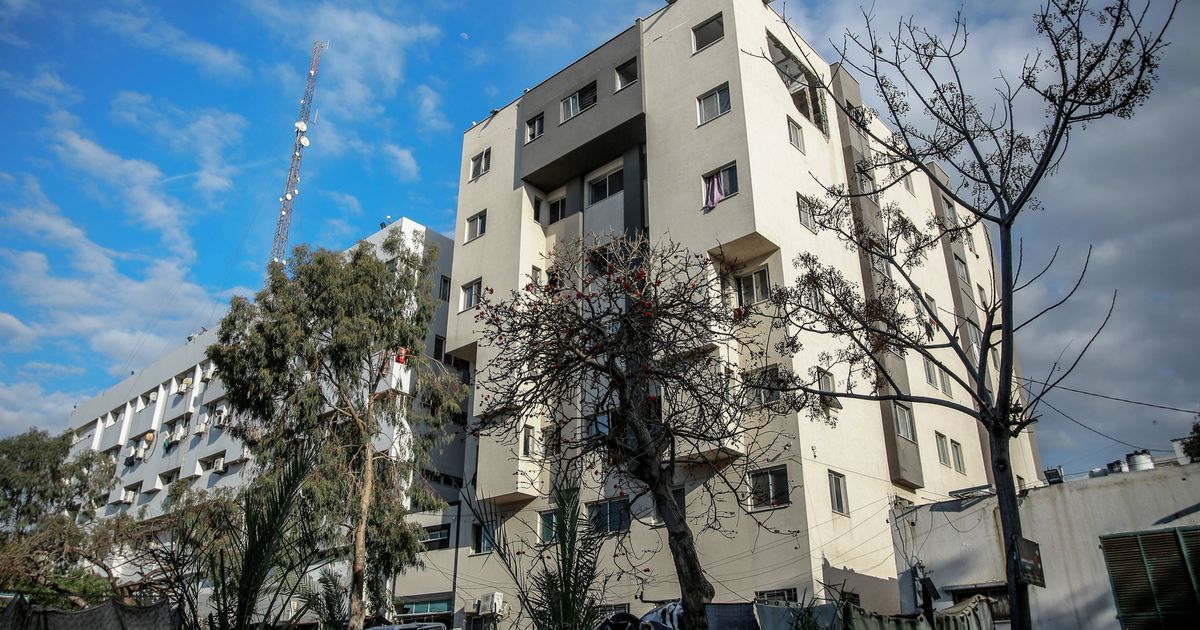 Gaza Reporter Says Israel Stripped, Blindfolded Journalists During Al-Shifa Raid