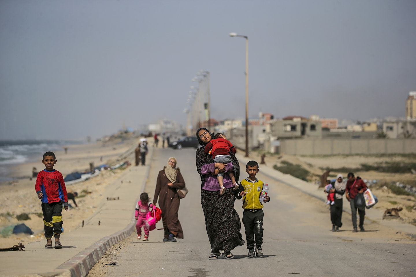 Middle East conflict live updates: Blinken to warn Israel on Rafah plan; U.S. presents cease-fire resolution