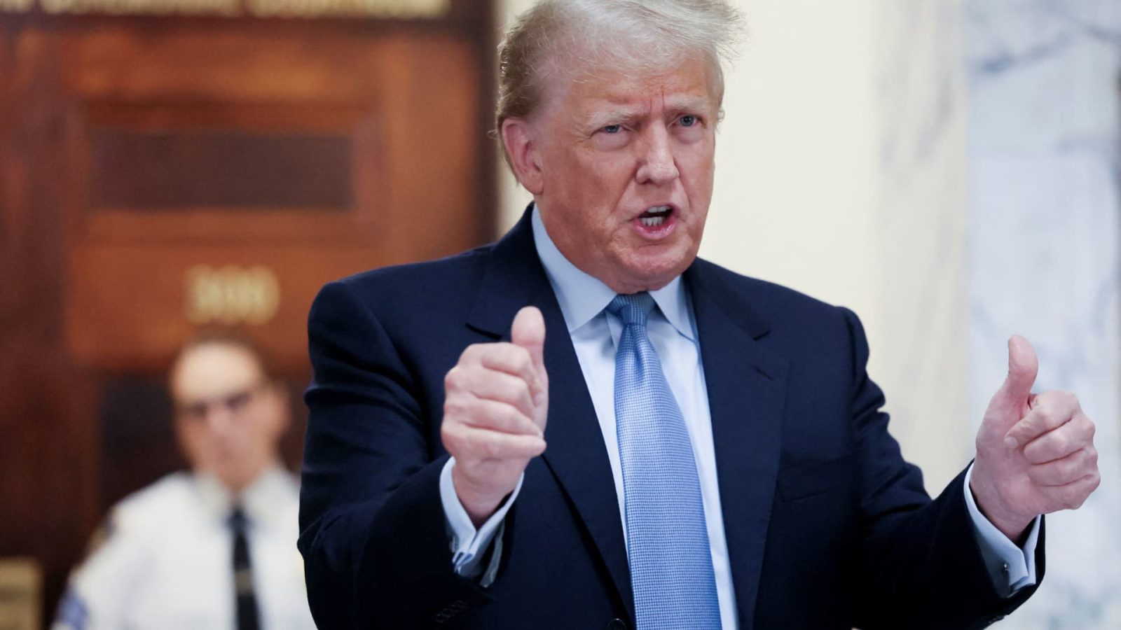 Trump claims he has $500 million cash, after his lawyers say he can’t get $454 million bond