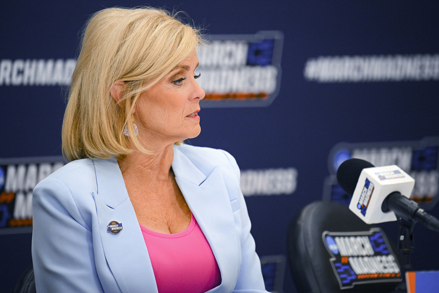 Kim Mulkey’s Trumpian attack on the press was a huge mistake