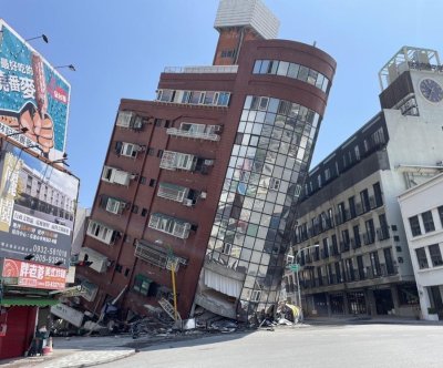 At least 9 dead, nearly 1,000 injured in Taiwan earthquake