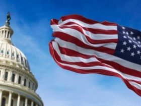 U.S. Senator Pushes for Ban on Chinese Electric Vehicles