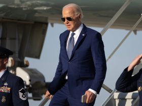 Biden to Sign Aid Package for Ukraine and Israel