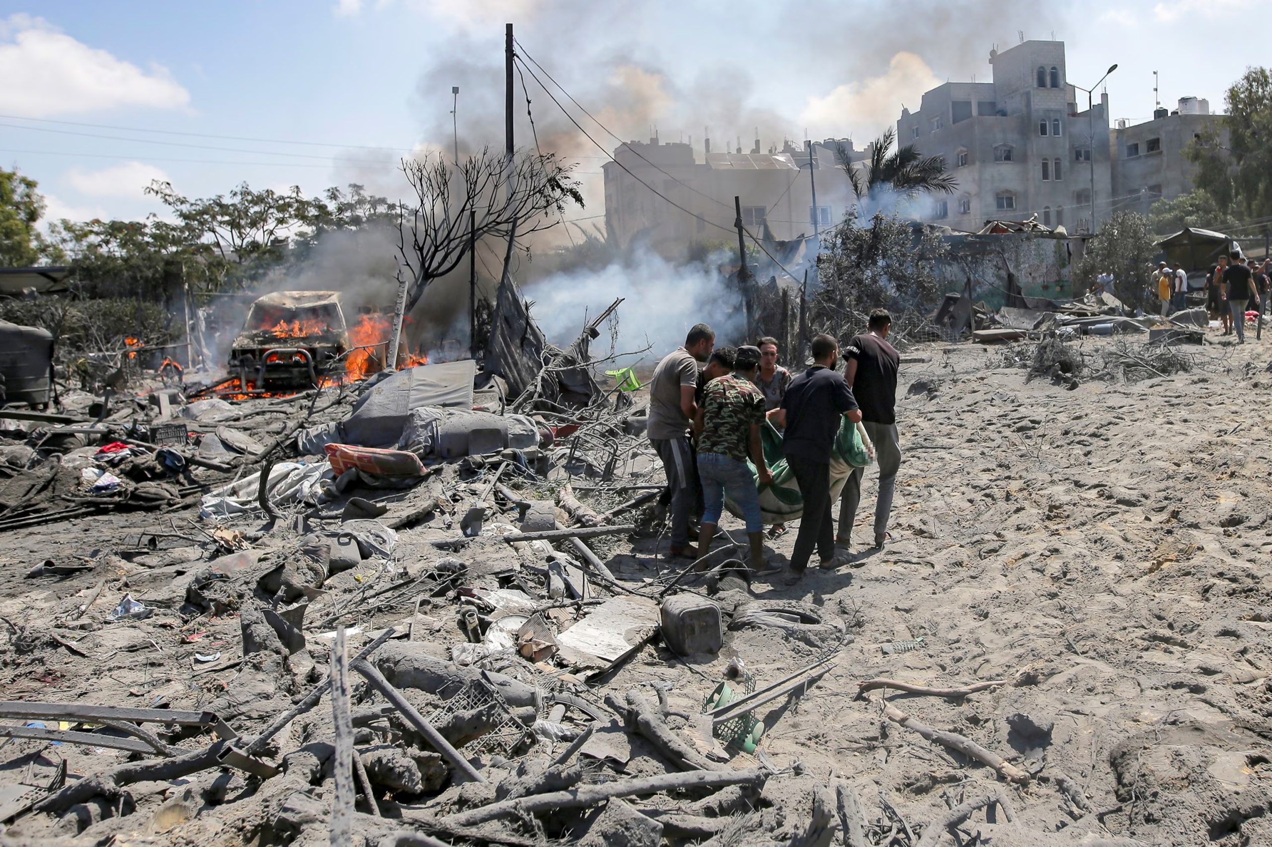 Israeli Airstrike in Gaza Humanitarian Zone Kills 71, Targets Hamas Leader Deif