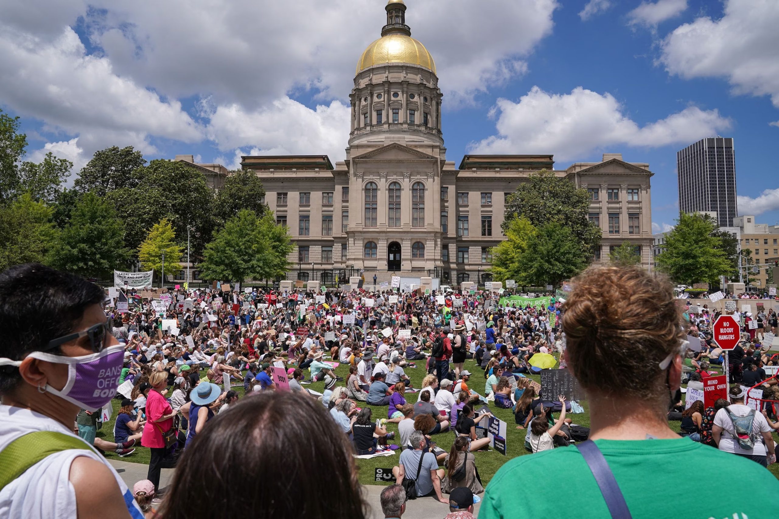 Georgia's Six-Week Abortion Ban Reinstated by Supreme Court, Sparking Renewed Debate Over Reproductive Rights