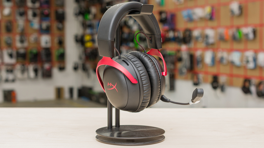 HyperX Cloud III S Expands Wireless Options and Battery Life With a Compact Design