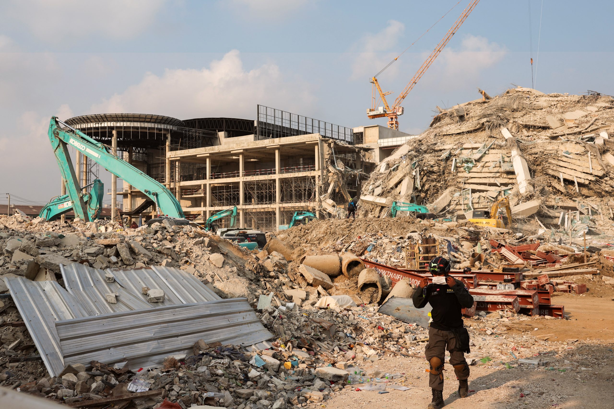 Massive Earthquake Devastates Myanmar, Killing Thousands and Triggering International Rescue Efforts