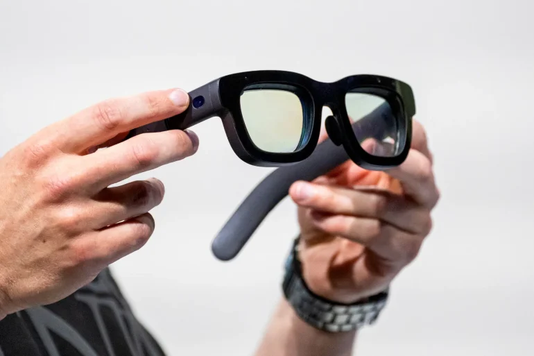 Apple Develops Cheaper Vision Pro and Smart Glasses to Challenge Meta in AR Race