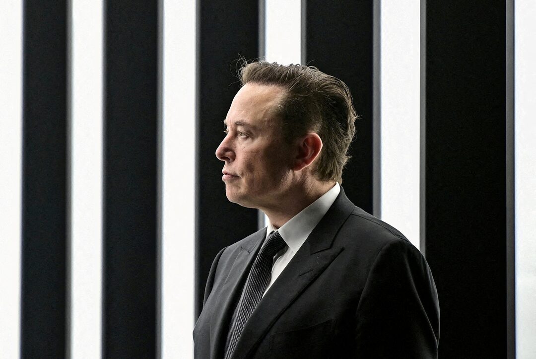 Judge Orders Elon Musk to Hand Over Emails in Tesla Autopilot Lawsuit Alleging Misleading Claims