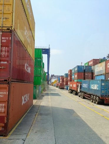 Marketers Apply Pandemic Playbook to Tackle Tariff Turmoil and Economic Instability in 2025