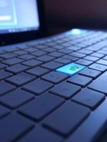Microsoft Shifts Copilot Strategy, Introduces Minimalist Chat Interface Amid Fragmentation Concerns