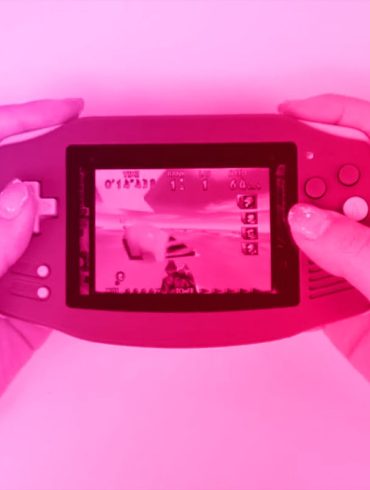 Tariff Turmoil Hits Retro Gaming as Retrotink and Anbernic Pause U.S. Shipments Over Trade Uncertainty