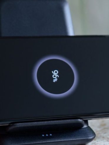 The Pros and Cons of Wireless Charging