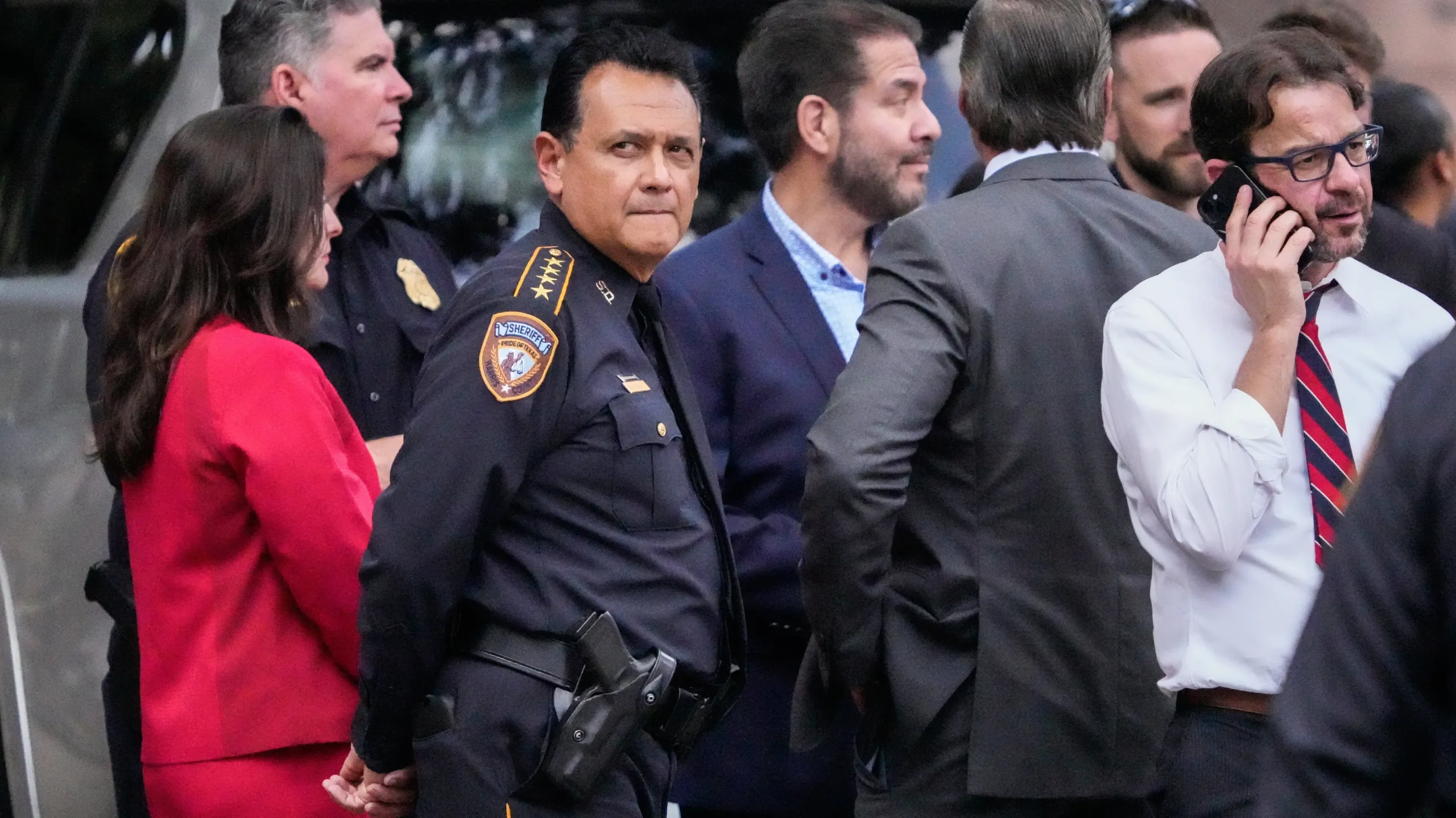 Veteran Deputy and Army Servicemember Shot in Downtown Houston During Armed Pursuit Near Courthouse