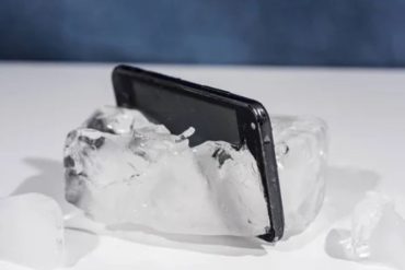 How to Reset a Frozen Smartphone Safely