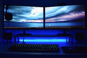 How to Set Up Dual Monitors for Maximum Productivity