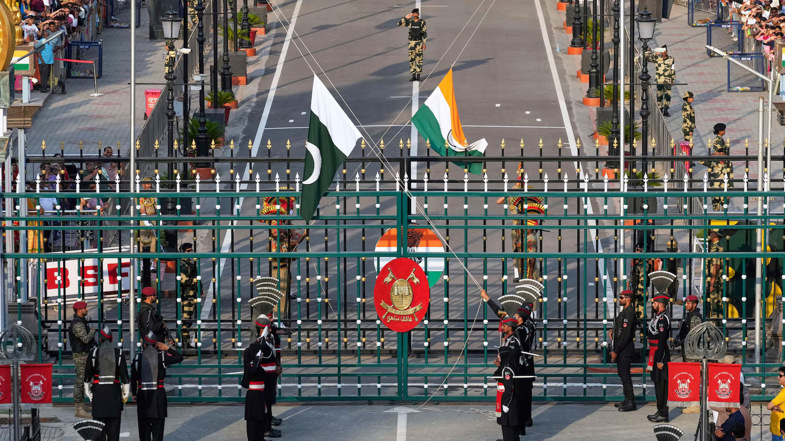 India and Pakistan Trade Missiles as Both Sides Demand Restraint to Avoid All-Out War