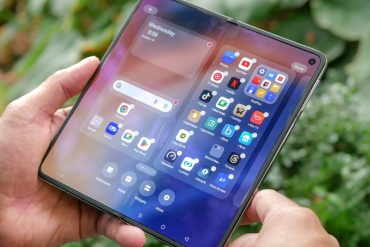 The Rise of Foldable Phones Worth It or Gimmick