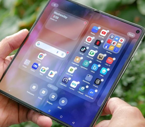 The Rise of Foldable Phones Worth It or Gimmick