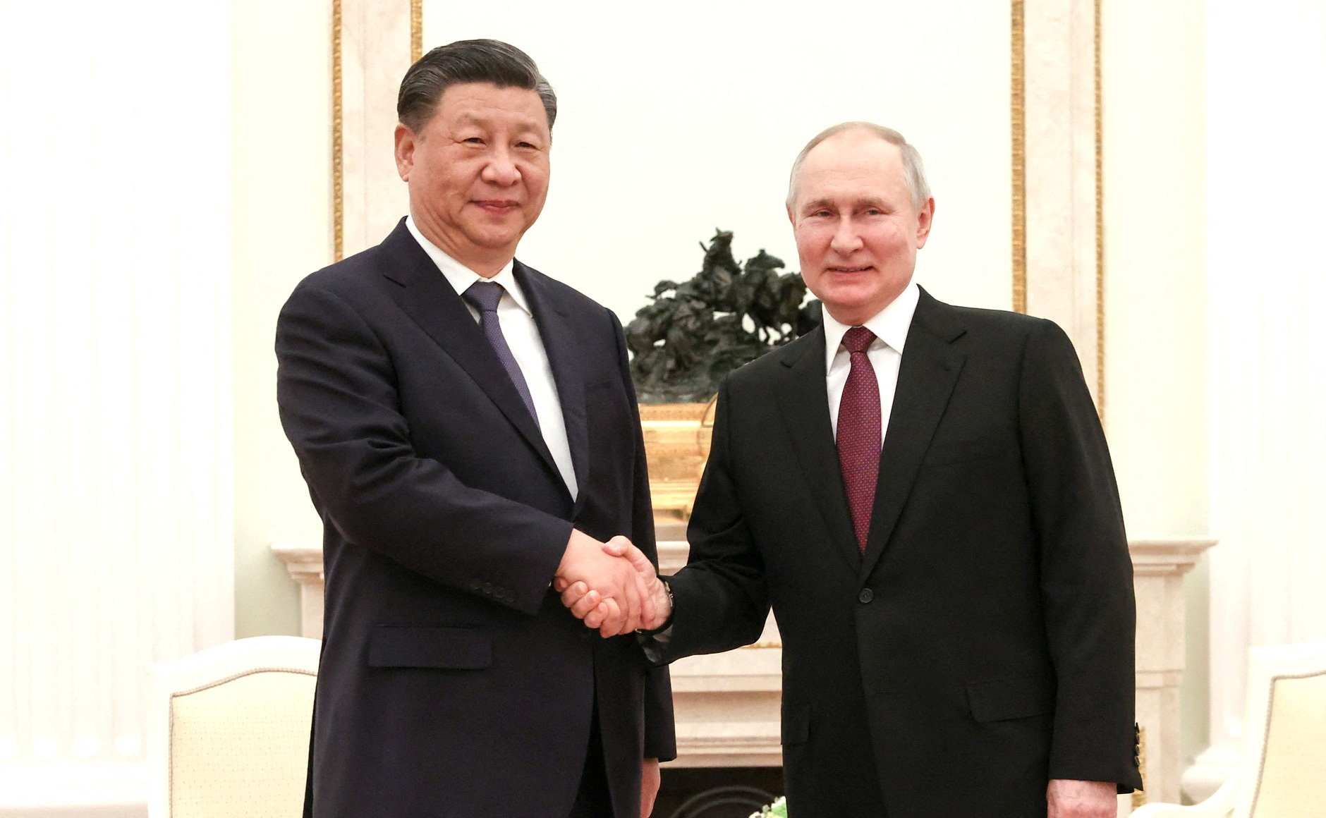 Xi Joins Putin in Moscow as China and Russia Showcase Defiant Alliance on Victory Day