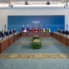 Drone Strikes and Symbolic Contrasts Define High Stakes Peace Talks Between Russia and Ukraine