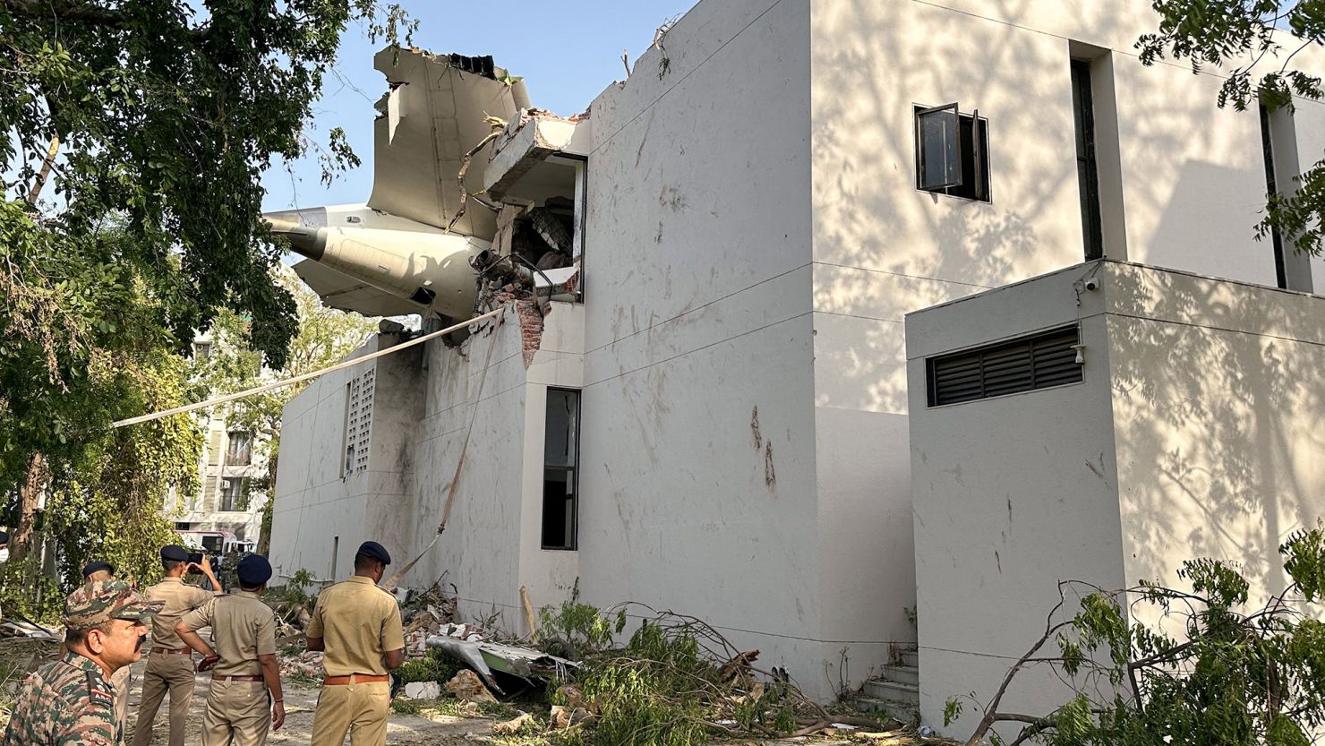 India Launches Urgent Boeing 787 Inspections After Air India Crash Kills Over 270 People