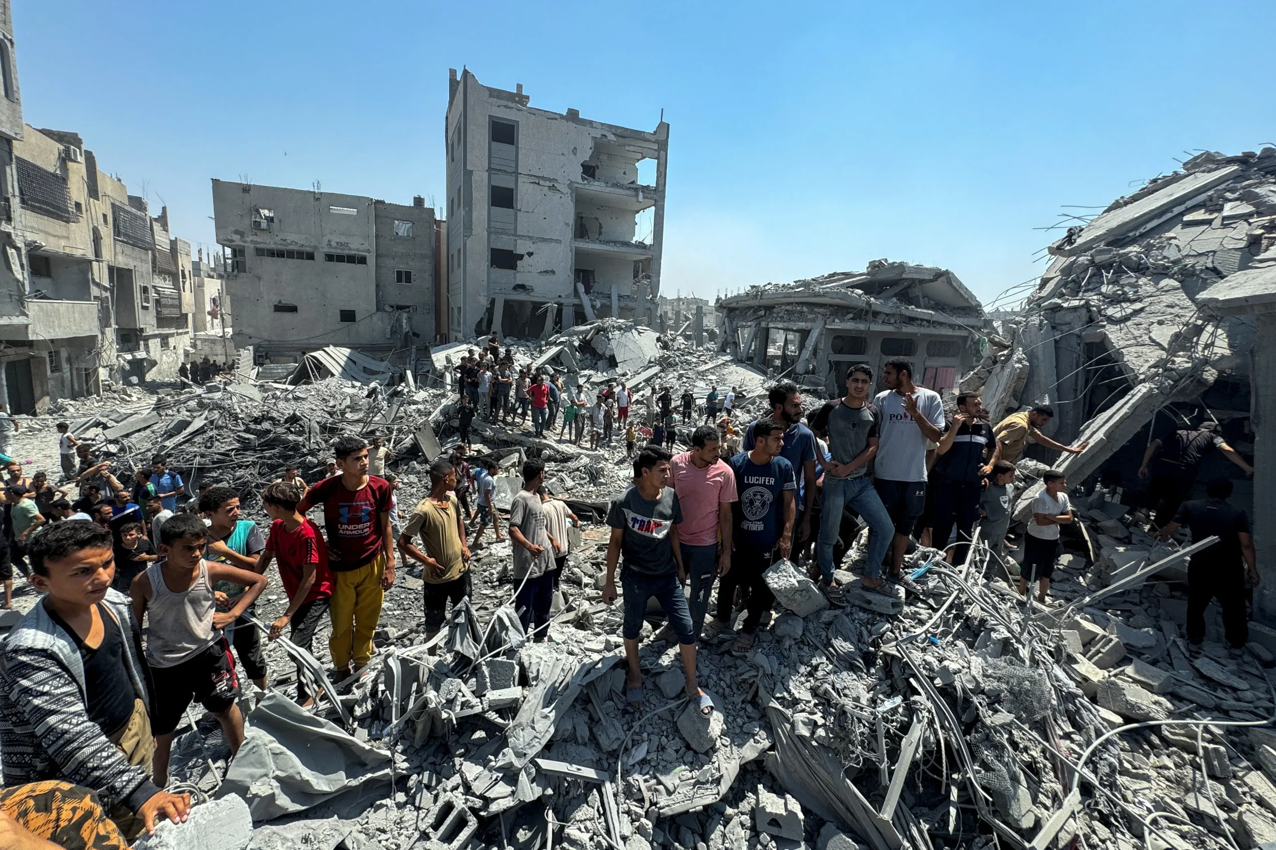 Israeli Strikes Kill 16 in Gaza as Evacuations and Aid Turmoil Deepen Humanitarian Crisis