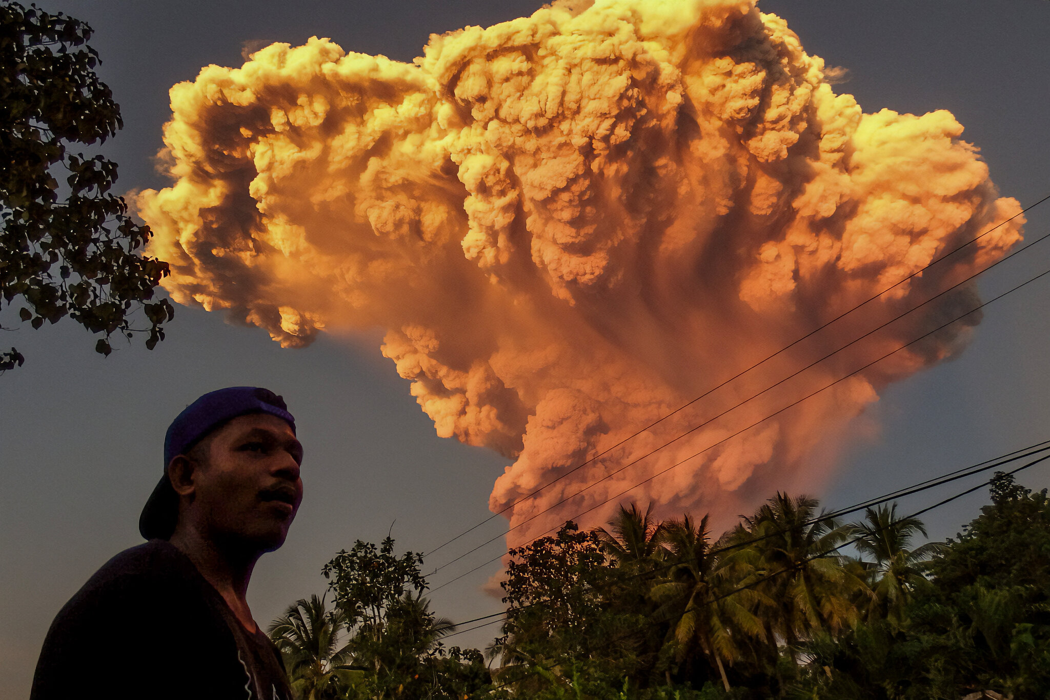 Mount Lewotobi Eruption Grounds Flights and Forces Evacuations Across Southeast Asia