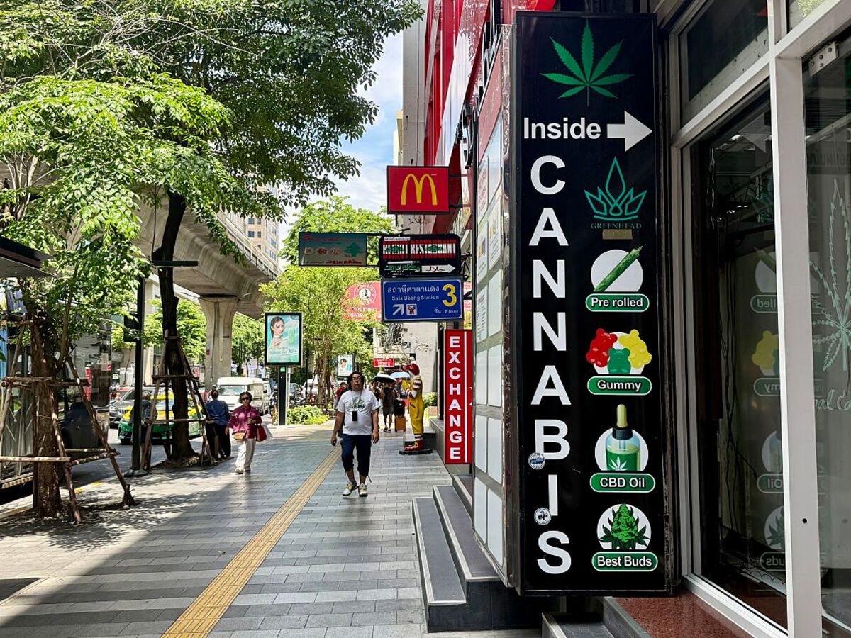 Thailand Reverses Course on Cannabis Legalization Amid Smuggling Crisis and Regulatory Chaos