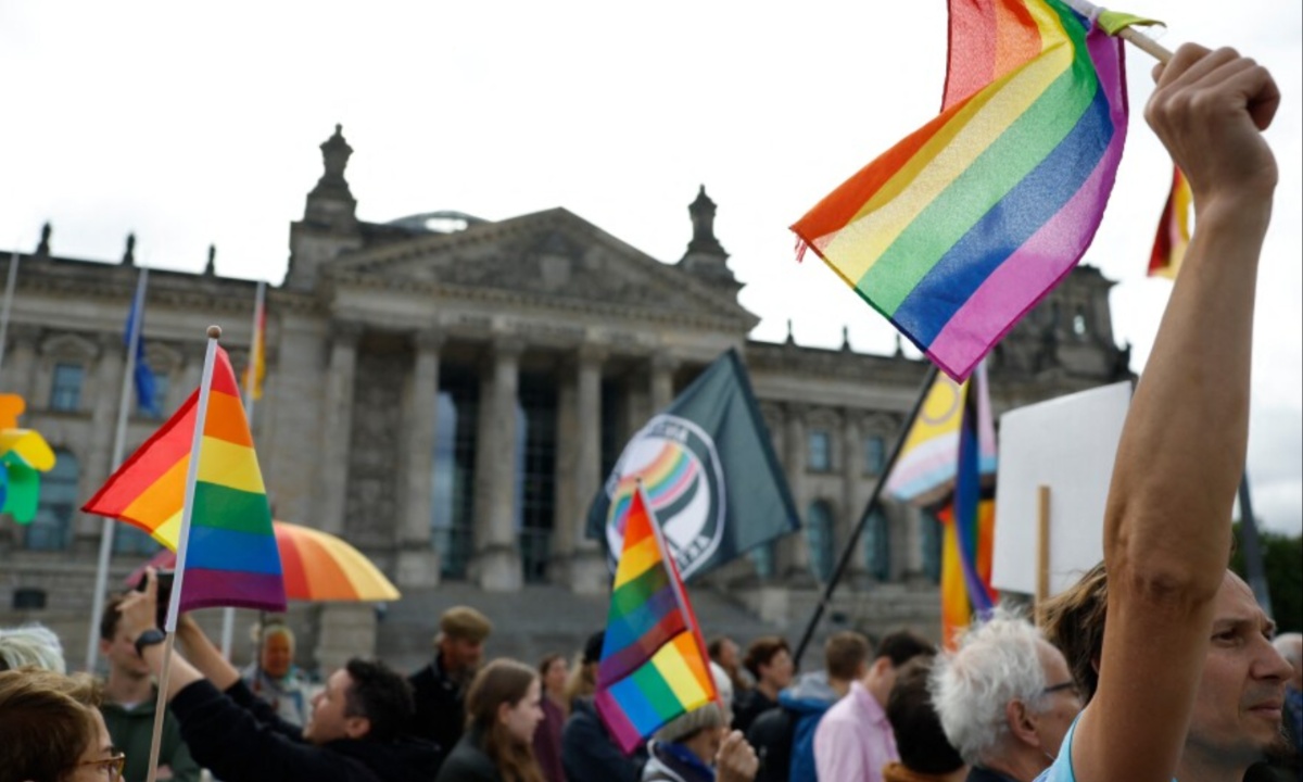 Berlin’s LGBTQ+ Stronghold Faces Growing Threats Amid Far-Right Protests and Political Crackdowns