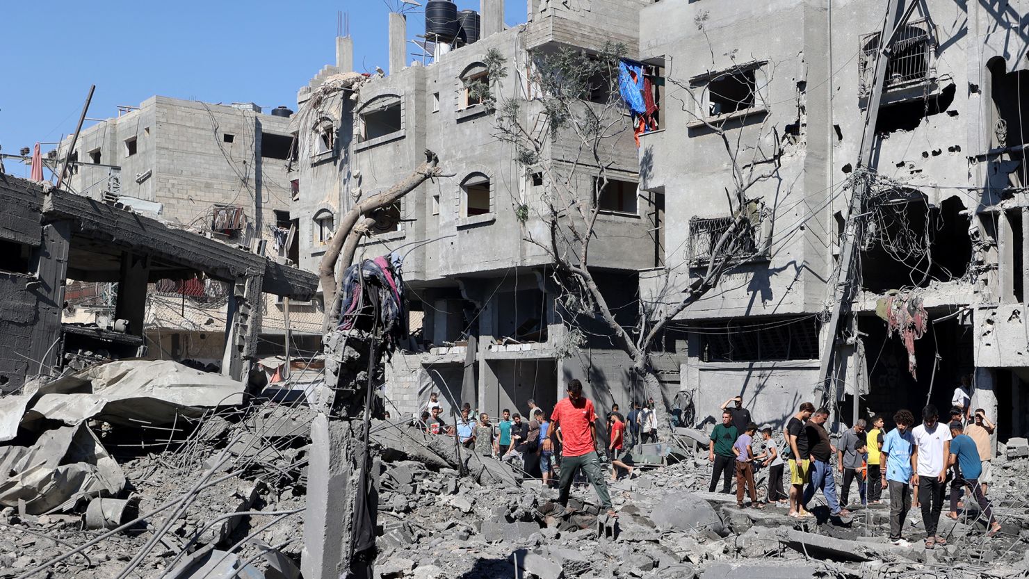Hamas Signals Ceasefire Willingness as Trump Pushes Deal and Gaza Crisis Deepens