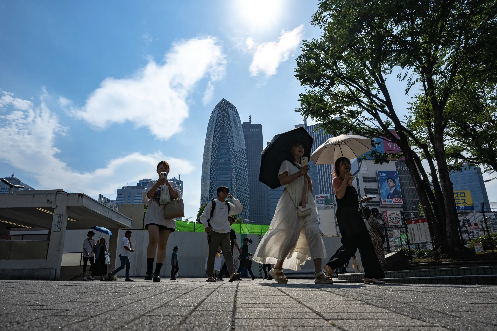 Japan Records Hottest Day in History as Heatwave Triggers Health Crisis and Climate Alarm