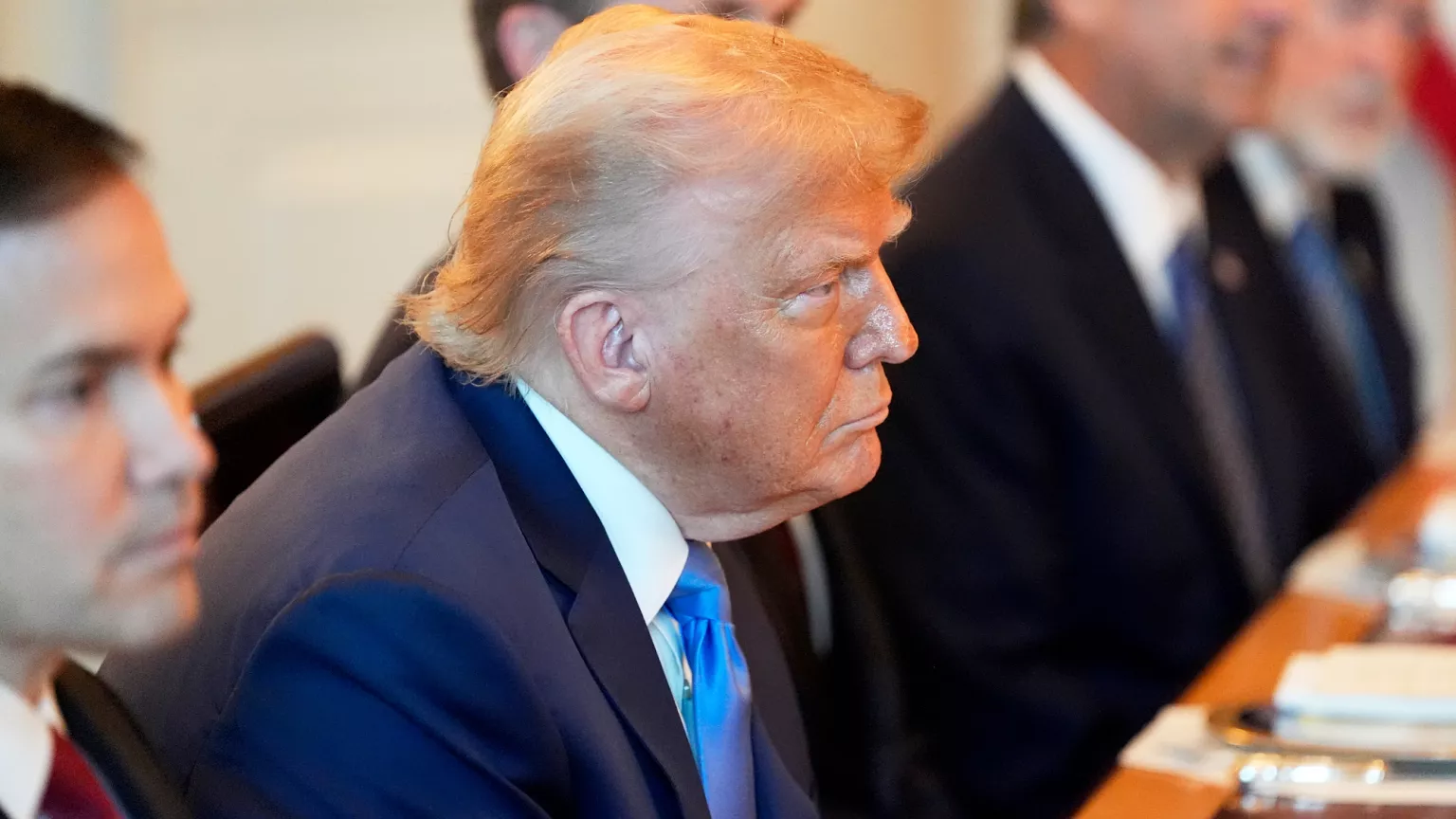 Nations Scramble as Trump Tariff Deadline Nears, South Korea and Japan Rush for Deals While Tensions Rise