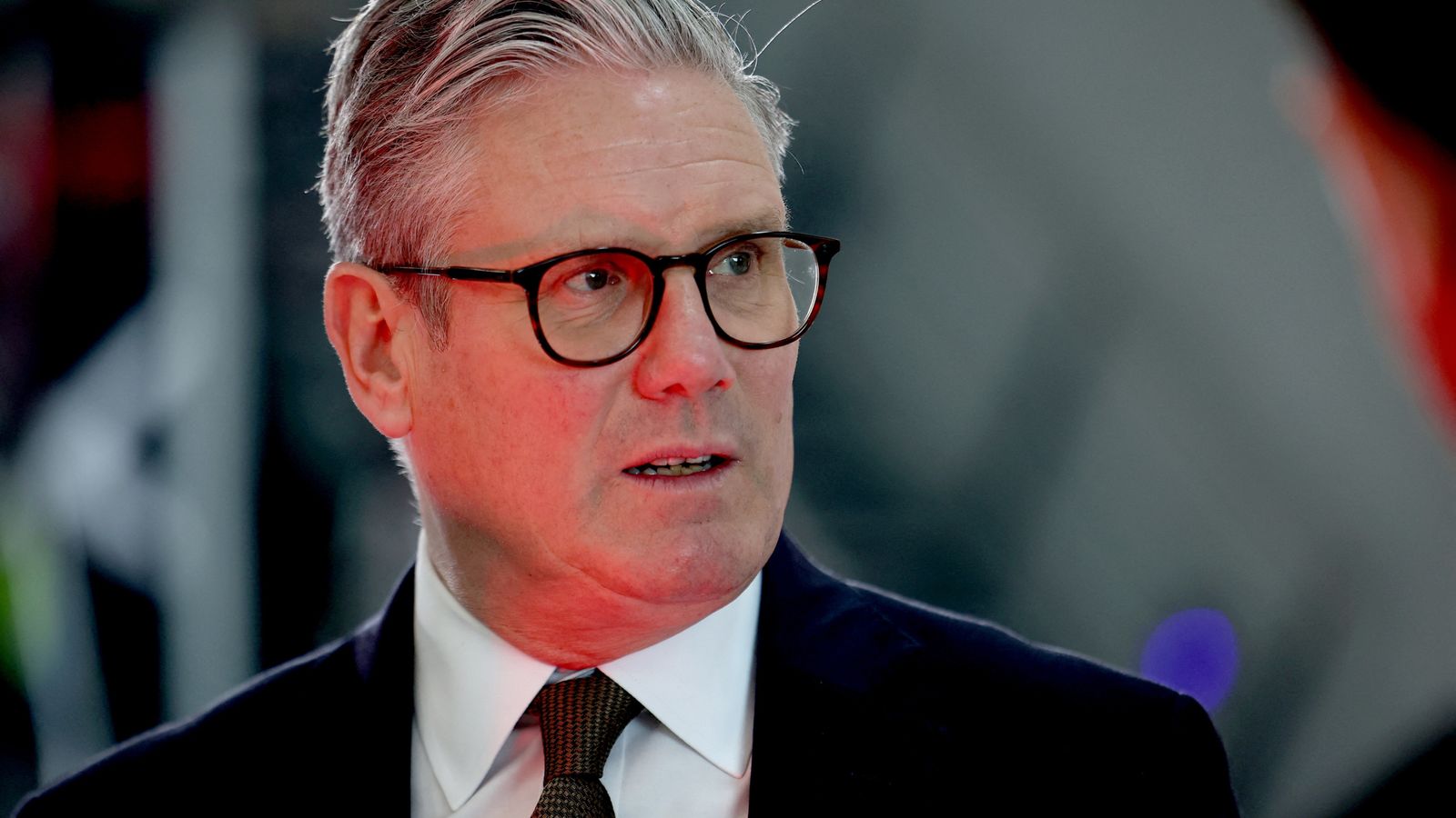 One Year In, Keir Starmer Faces Labour Rebellion, Economic Stagnation, and Falling Public Trust