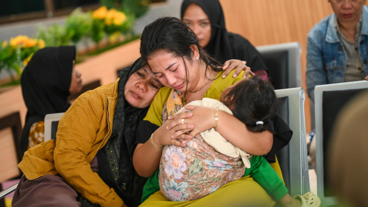 Rescuers Race Against Time Amid Harsh Seas to Find Survivors of Sunken Bali Ferry