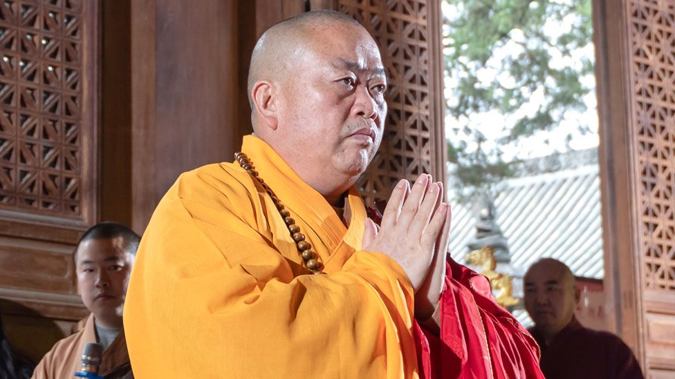 Shaolin Temple Abbot Shi Yongxin Under Investigation for Embezzlement and Misconduct, Stripped of Monk Status
