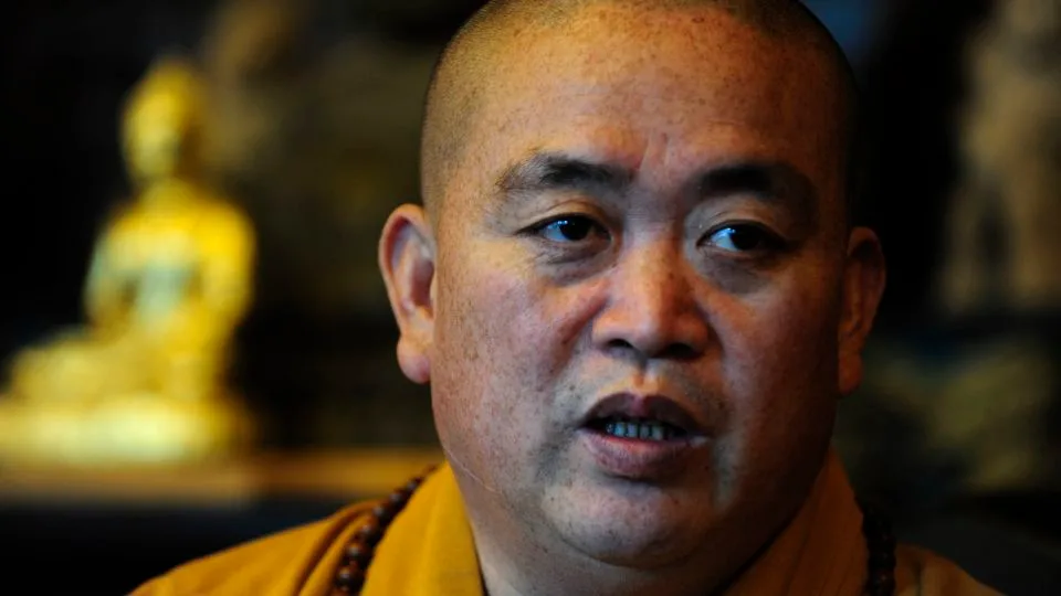 Shaolin Temple Abbot Shi Yongxin Under Investigation for Embezzlement and Misconduct, Stripped of Monk Status
