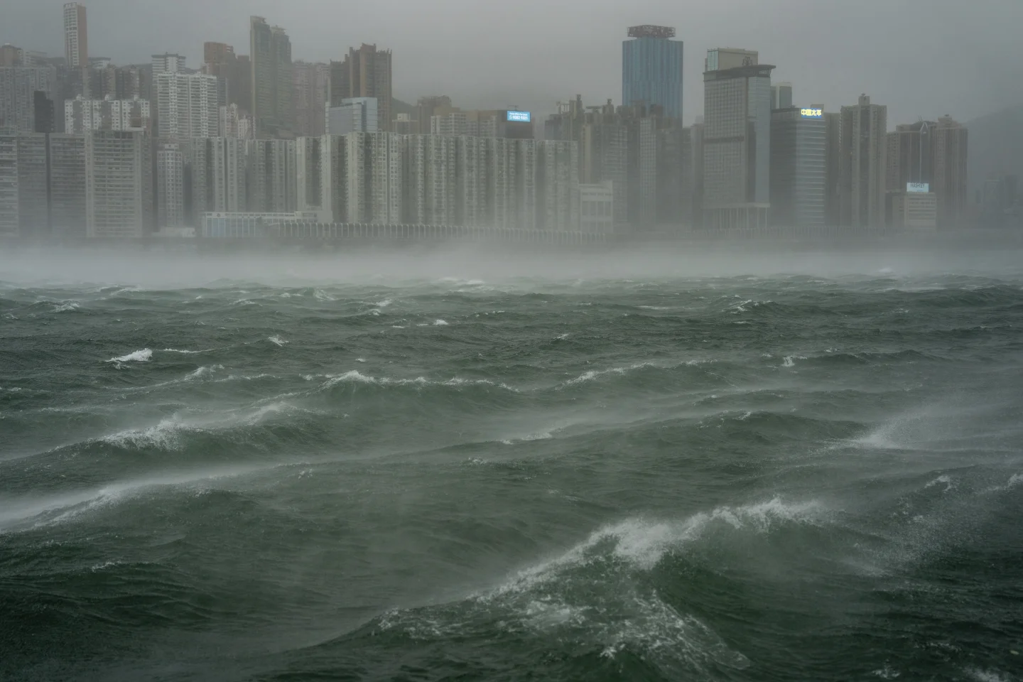 Typhoon Wipha Slams Hong Kong with Fierce Winds and Rain, Disrupts Travel for 80,000
