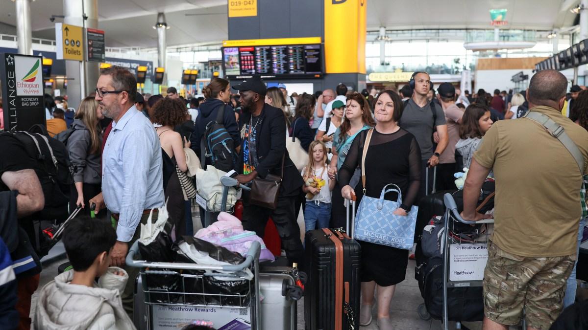 UK Flight Chaos Eases After ATC Failure, but Delays and Frustration Linger Amid Summer Travel Surge