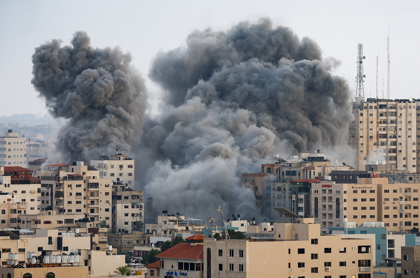 Israel Plans Expanded Gaza Offensive as Humanitarian Crisis Worsens and Ceasefire Talks Continue