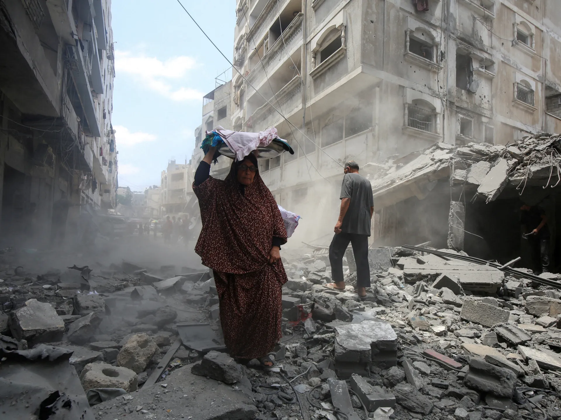 Israeli Strikes Devastate Gaza City as Global Leaders Warn of Famine and Mounting Civilian Deaths